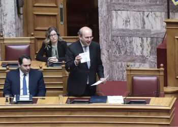 Προϋπολογισμός: Λεηλασία χωρίς τέλος στα λαϊκά εισοδήματα