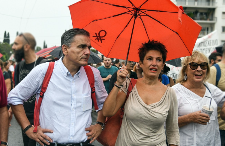 ΣΥΡΙΖΑ: Αποχαιρέτα την… «Ομπρέλα» που χάνεις!