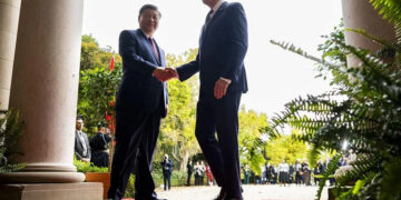 ΗΠΑ-Κίνα: Μπάιντεν και Σι «παγώνουν» το παιχνίδι