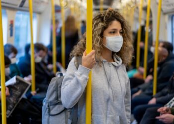 Κορονοϊός: συστάσεις αντί για προσλήψεις