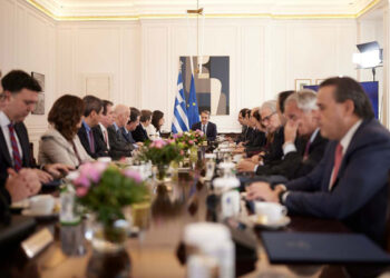 Επιθετική ατζέντα με επιτάχυνση αντιδραστικών μεταρρυθμίσεων