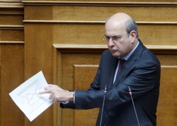 Προϋπολογισμός: Ανάπτυξη για λίγους, περισσότερη λιτότητα για τον λαό  