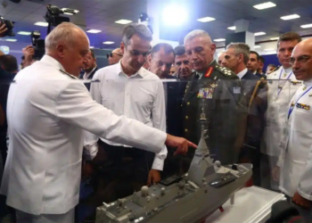 Λεφτά υπάρχουν για όπλα και κεφάλαιο