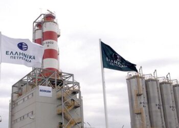 Helleniq Energy: Απεργιακό μπλόκο στο νέο βήμα ιδιωτικοποίησης