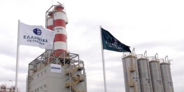 Helleniq Energy: Απεργιακό μπλόκο στο νέο βήμα ιδιωτικοποίησης