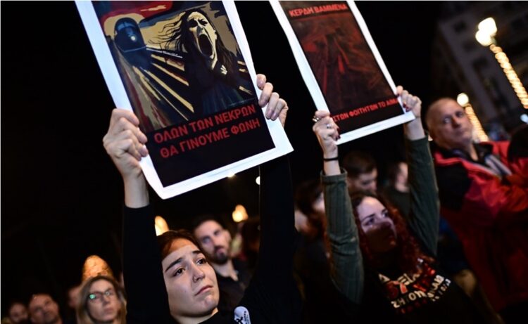 Έγκλημα στα Τέμπη: Αγώνας για δικαιοσύνη κόντρα στο πέπλο συγκάλυψης