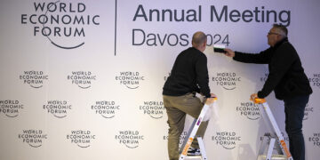 Αποδομώντας την εμπιστοσύνη στο Νταβός-Περισκόπιο 20/1