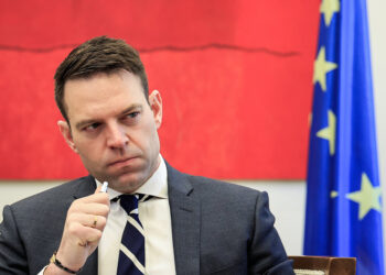 ΣΥΡΙΖΑ: Δεξιά στροφή και ταυτόχρονη κρίση τακτικής