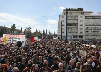 Εργατικό Κίνημα: Πρόταση απεργιακού αγώνα τον Φλεβάρη