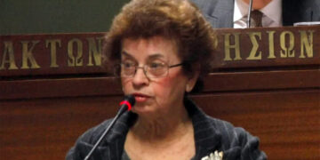 Έφυγε από τη ζωή η Φανή Πετραλιά