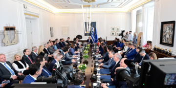 Κυβερνητική ατζέντα: Ακρίβεια, ιδιωτικά ΑΕΙ, πόλεμος, καταστολή