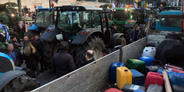 Πάλη για τη διατροφή του λαού, κόντρα στο κεφάλαιο