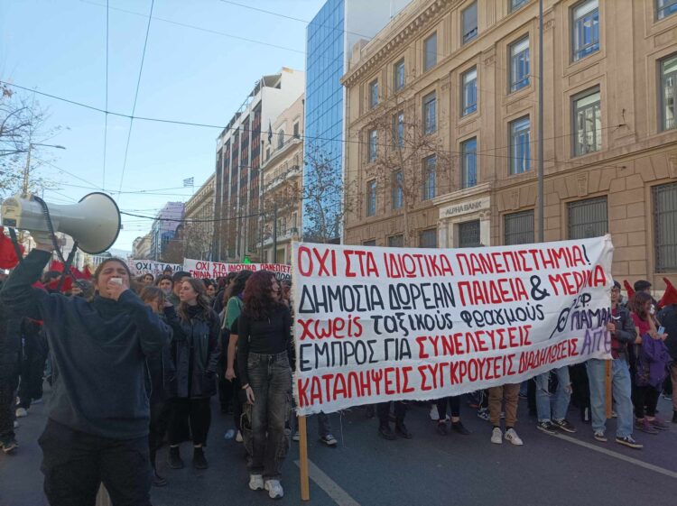 Ο συντονισμός των αγώνων  θα κλονίσει την κυβέρνηση