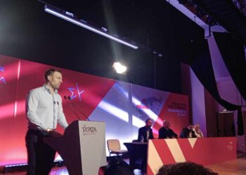 ΑΕΙ της αγοράς: Δημόσια ψέματα, ιδιωτικά κέρδη
