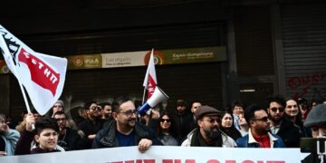 Τηλεφωνικά κέντρα: Οι σύγχρονοι δουλοπάροικοι εξεγείρονται!