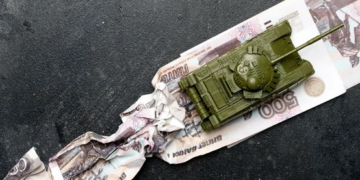 2 χρόνια μετά: Η ρωσική οικονομία αντέχει, αλλά πώς…