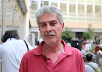 Δυνάμεις του κινήματος αποχαιρετούν τον Νίκο Αδαμόπουλο