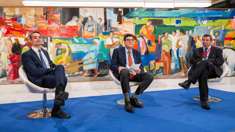 Επίθεση στις κατακτήσεις της μεταπολίτευσης