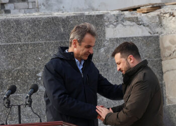 Κασκαντέρ του ΝΑΤΟ ο Μητσοτάκης, σε «Επικίνδυνες Αποστολές»