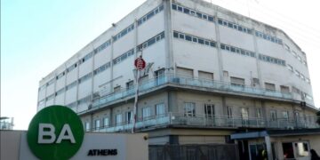 Εργοστάσιο «Γιούλα»: Λουκέτο με τριακόσιους εργάτες στον δρόμο