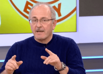 Πάνος Παπανικολάου: «Χειρουργούν»  το ΕΣΥ, «ληστεύουν» τους ασφαλισμένους