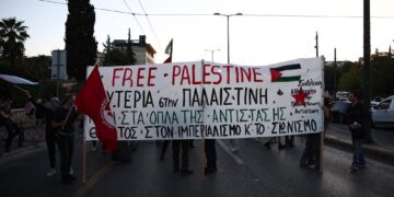 ΠΕΝΕΝ: Συγκέντρωση καταδίκης της εμπλοκής της ελληνικής ναυτιλίας στην Ερυθρά Θάλασσα