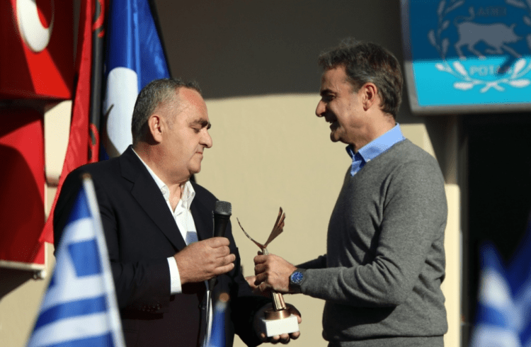 Όχι μόνο πόσο, αλλά και τι παράγουμε