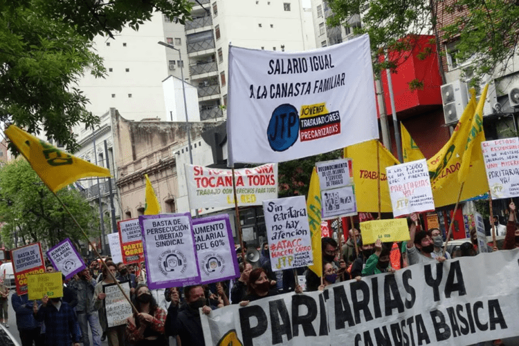 Solidarity with the struggles of Call Center workers in Greece-Solidaridad con las luchas de los trabajadores de call centers de Grecia