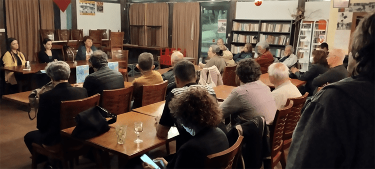 «Υπάρχει δικαιοσύνη;»: Φωτογραφίες και βίντεο από την εκδήλωση στον Βύρωνα