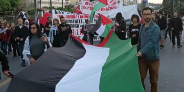 Πορείες κατά ΝΑΤΟ και υπέρ Παλαιστίνης, απαγορευμένα όπλα από την Ελλάδα στην Ουκρανία