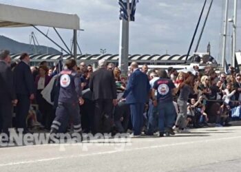 Βόλος: Άγριο καψόνι στην παρέλαση της 25ης Μαρτίου