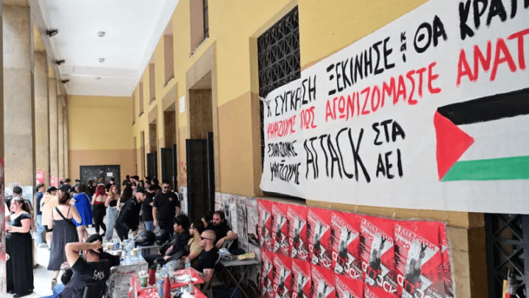 Φοιτητικές εκλογές: Μαύρο στην κυβέρνηση, ώθηση στην Attack