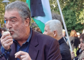 Και τώρα τι κάνουμε; ΑΝΤΑΡΣΥΑ, τι άλλο!