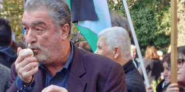 Και τώρα τι κάνουμε; ΑΝΤΑΡΣΥΑ, τι άλλο!