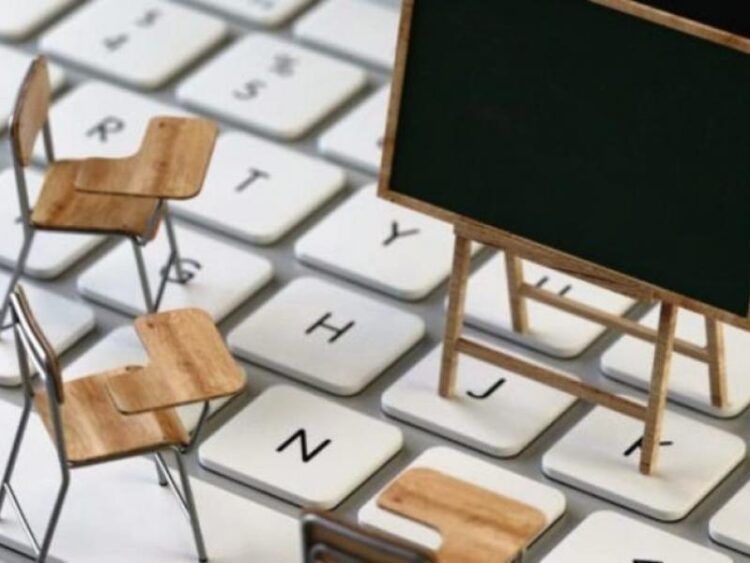 Εικονικά… φούμαρα του Υπουργείου Παιδείας – Οι μαθητές ως αναλώσιμοι πελάτες