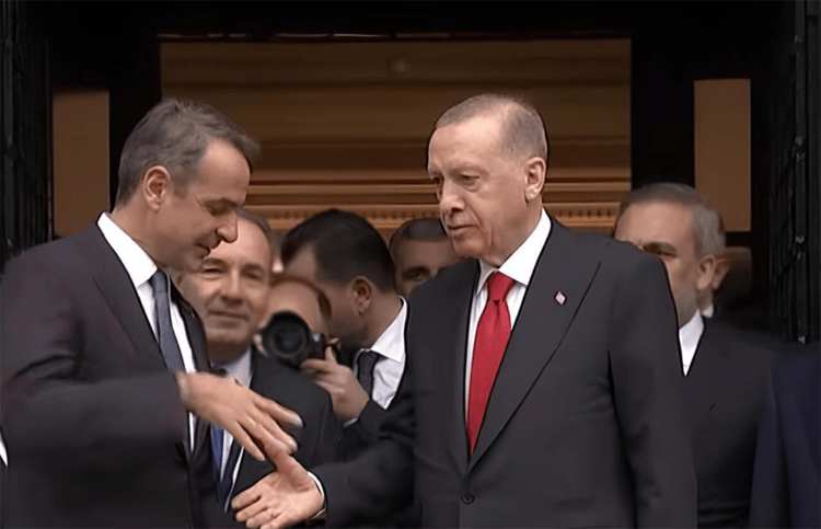 Ναρκοθετημένη η συνάντηση Μητσοτάκη-Ερντογάν στην Άγκυρα σε προεκλογικό φόντο