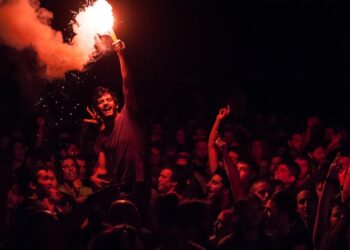 Mεταφορά στο Πολυτεχνείο του 1ου φεστιβάλ Attack τη Θεσσαλονίκη – Απαγορεύσεις και τρομοκράτηση από την αστυνομία
