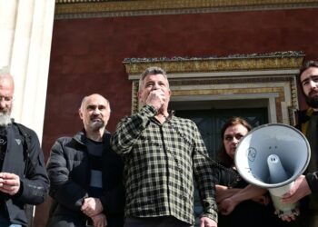 Δημόσιο: «Μπόνους» και στο βάθος… αξιολόγηση