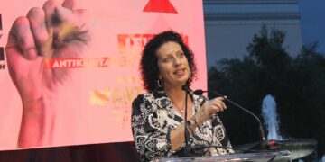 Δέσποινα Κουτσούμπα: Στις 9 Ιούνη ψηφίζουμε ΑΝΤΑΡΣΥΑ-Ανατρεπτική Συνεργασία (βίντεο)