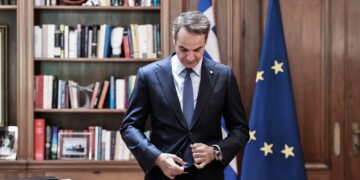 Ευρωεκλογές: Φθορά  και αποδοκιμασία της κυβέρνησης με ρεκόρ αποχής