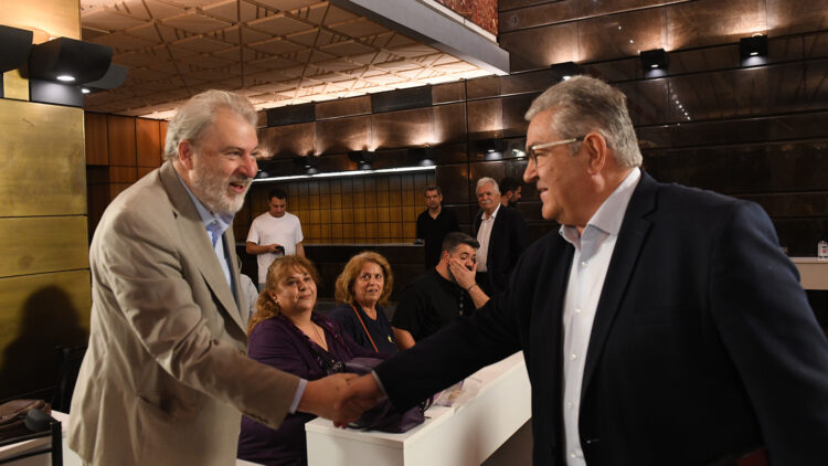 Ο Νότης Μαριάς και τα ανοίγματα του ΚΚΕ σε θολά νερά 