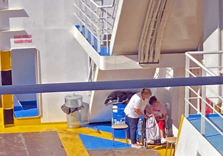 Να μπει στοπ στα δρομολόγια πλοίων χωρίς πρόσβαση για ΑμεΑ στον χώρο επιβατών!