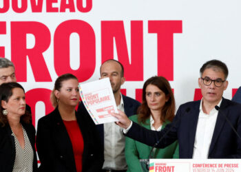 Νέο Λαϊκό Μέτωπο: Τόσο αριστερό,  που χωράει και τον… Ολάντ!