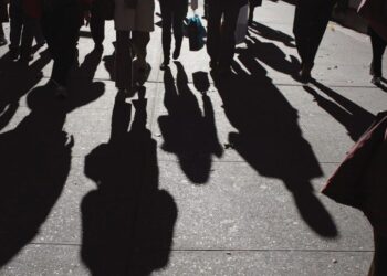 Ποιός νοιάζεται για τον κατώτατο μισθό;