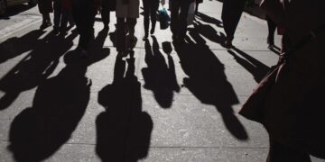 Ποιός νοιάζεται για τον κατώτατο μισθό;