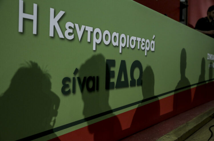 Κεντροαριστερή σούπα σε χύτρα ταχύτητας