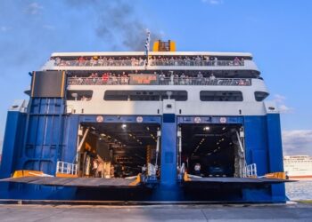 Ακτοπλοϊκά εισιτήρια: Τιμές-φωτιά «παγώνουν» τις διακοπές