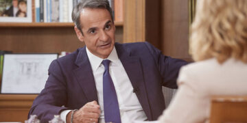 Παρατεταμένος αντιλαϊκός καύσωνας: Αμοιβές στα Τάρταρα, τιμές στα ύψη