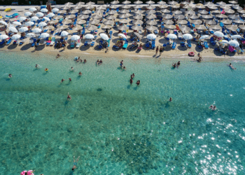 Να πάρουμε πίσω τις ζωές και τα καλοκαίρια μας