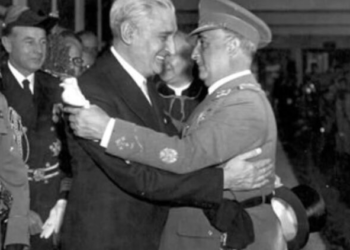 Η «συγχρονισμένη» πτώση των δικτατοριών του Νότου